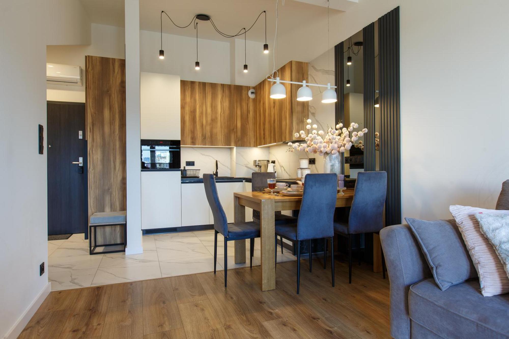 Apartment Premium 56 Obok Rynku Centrum, Parking Kielce